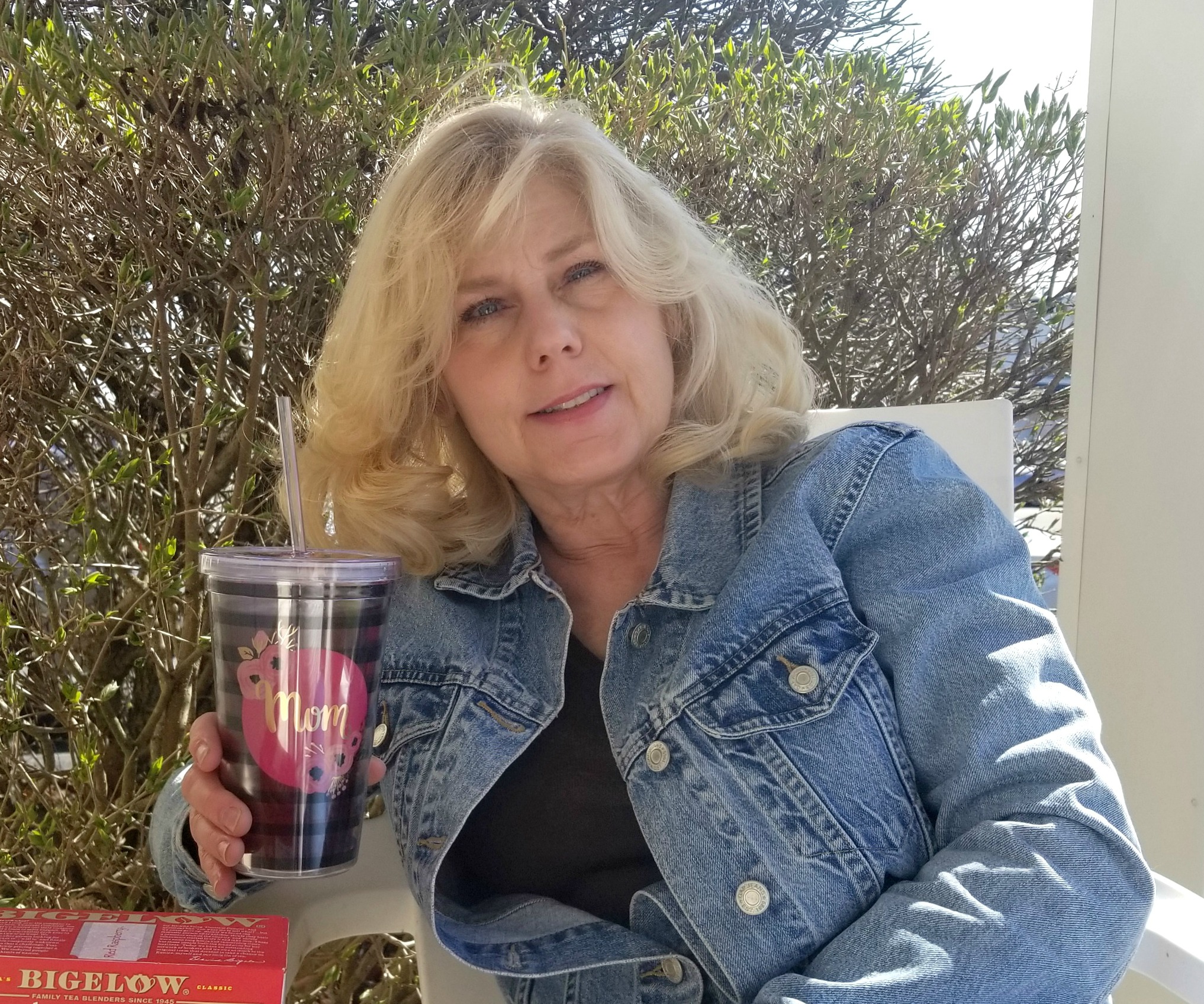 Iced Tea Gift Basket For Mom - Making Time for Mommy