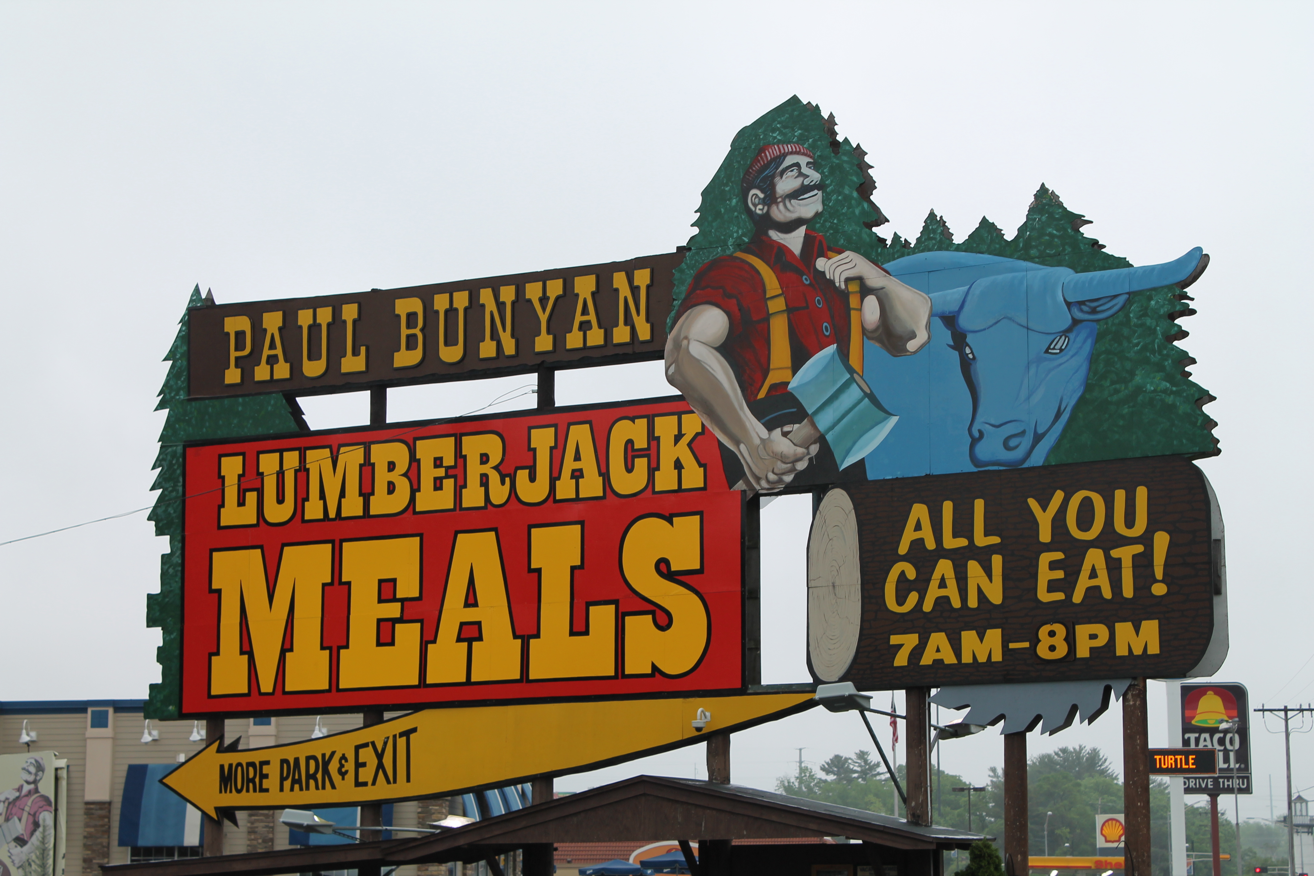 Paul Bunyan's Cook Shanty {Wisconsin Dells, WI} - Making Time for Mommy 