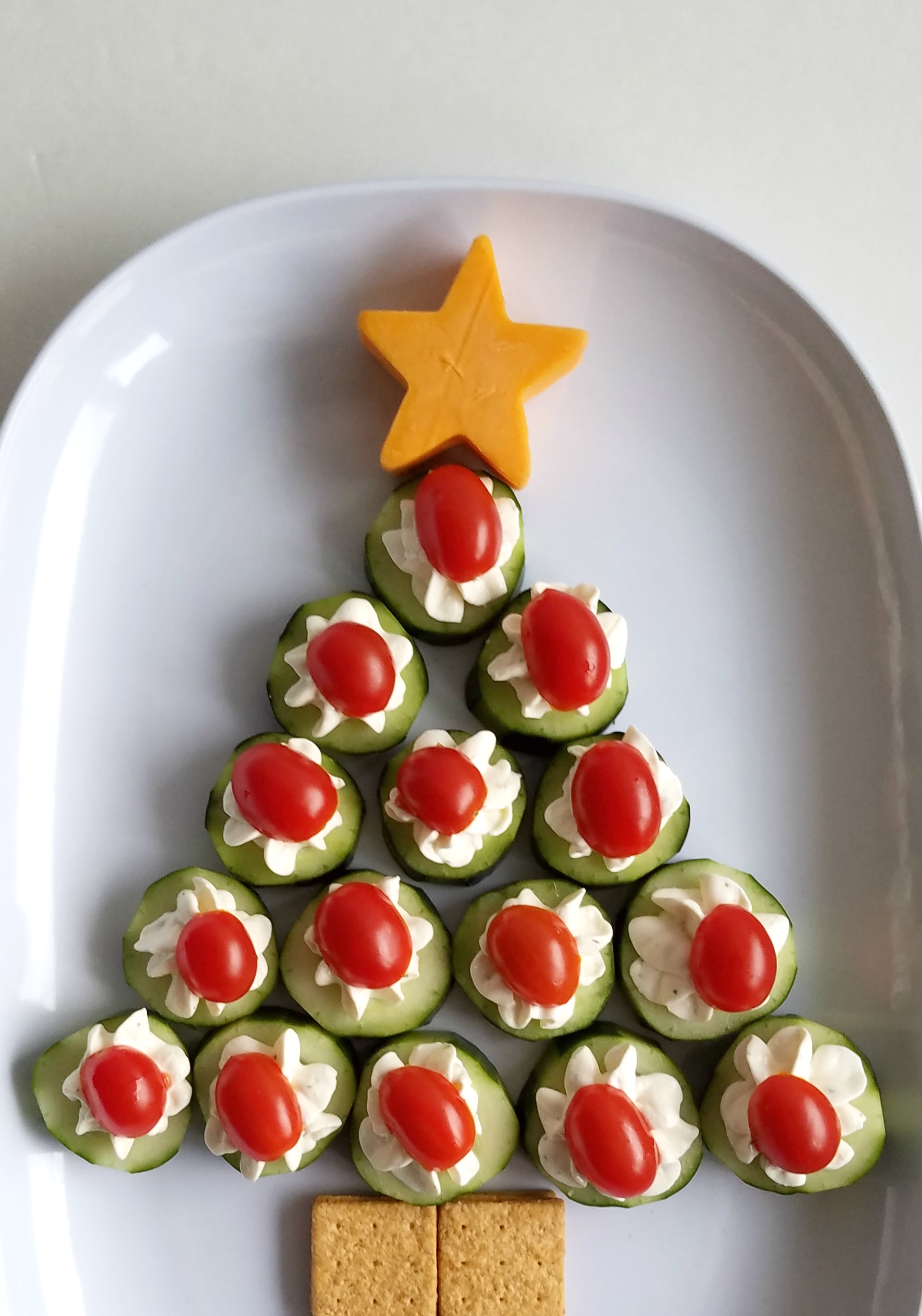 Cucumber Bites Christmas Tree Appetizer Tray - Making Time for Mommy